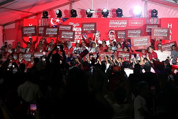 The Night at Bukit Gambir: PH Unveils 56 Johor Candidates Under Anwar